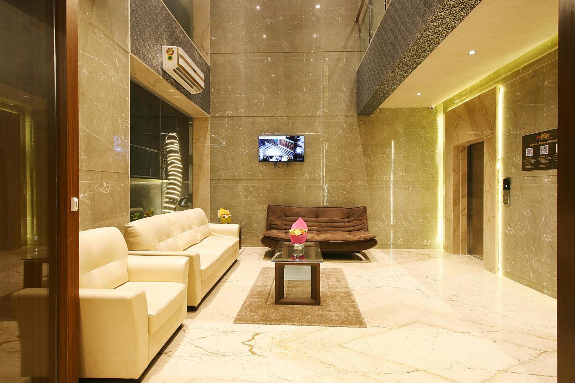 Mumbai House Luxury Apartments Santacruz East, 뭄바이 외부 사진