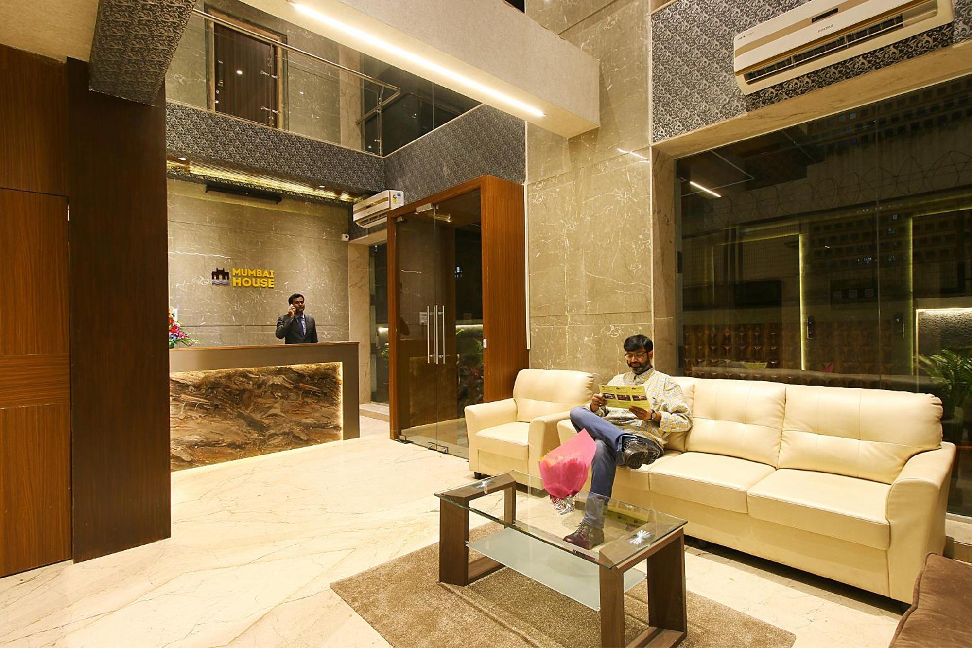 Mumbai House Luxury Apartments Santacruz East, 뭄바이 외부 사진