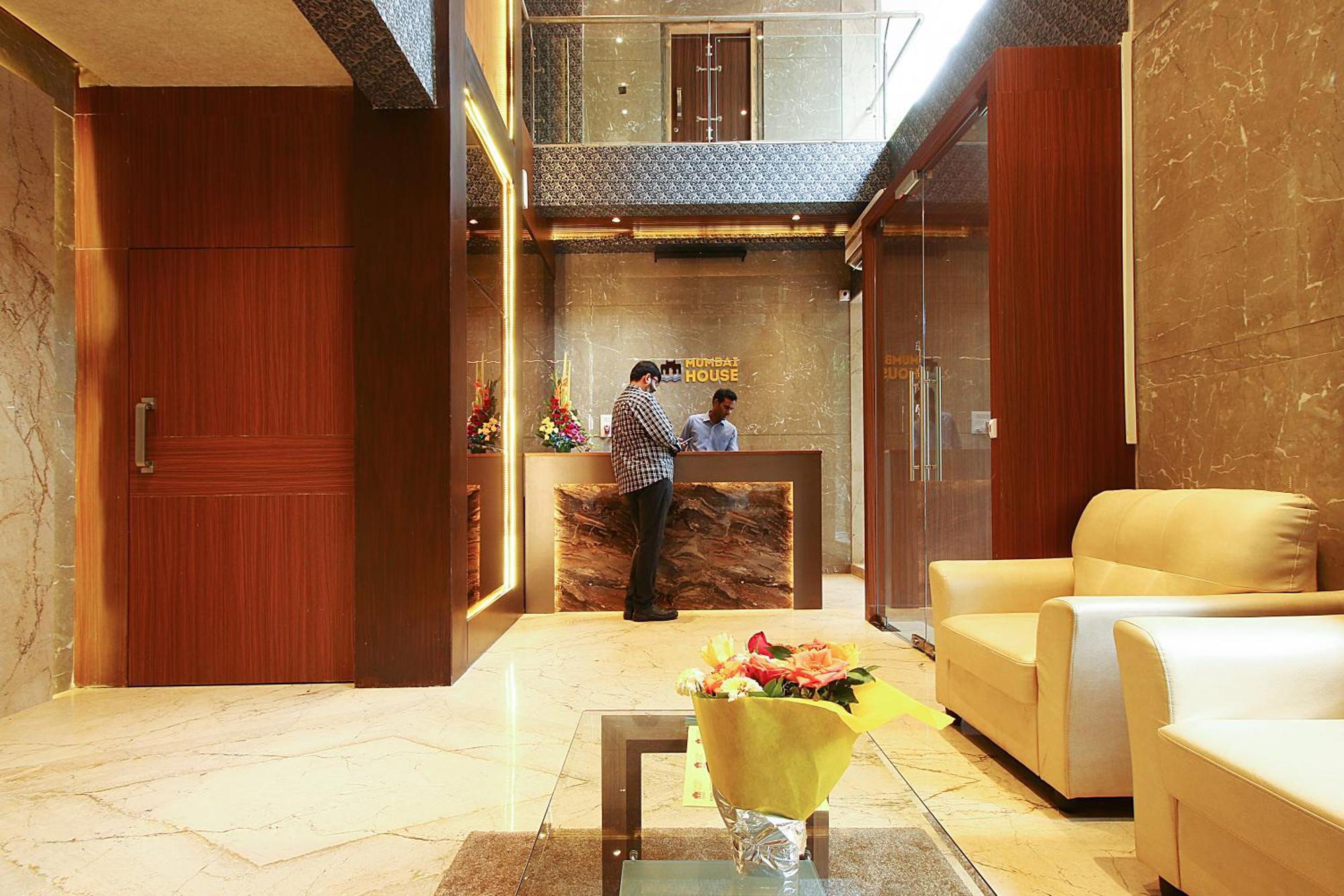 Mumbai House Luxury Apartments Santacruz East, 뭄바이 외부 사진