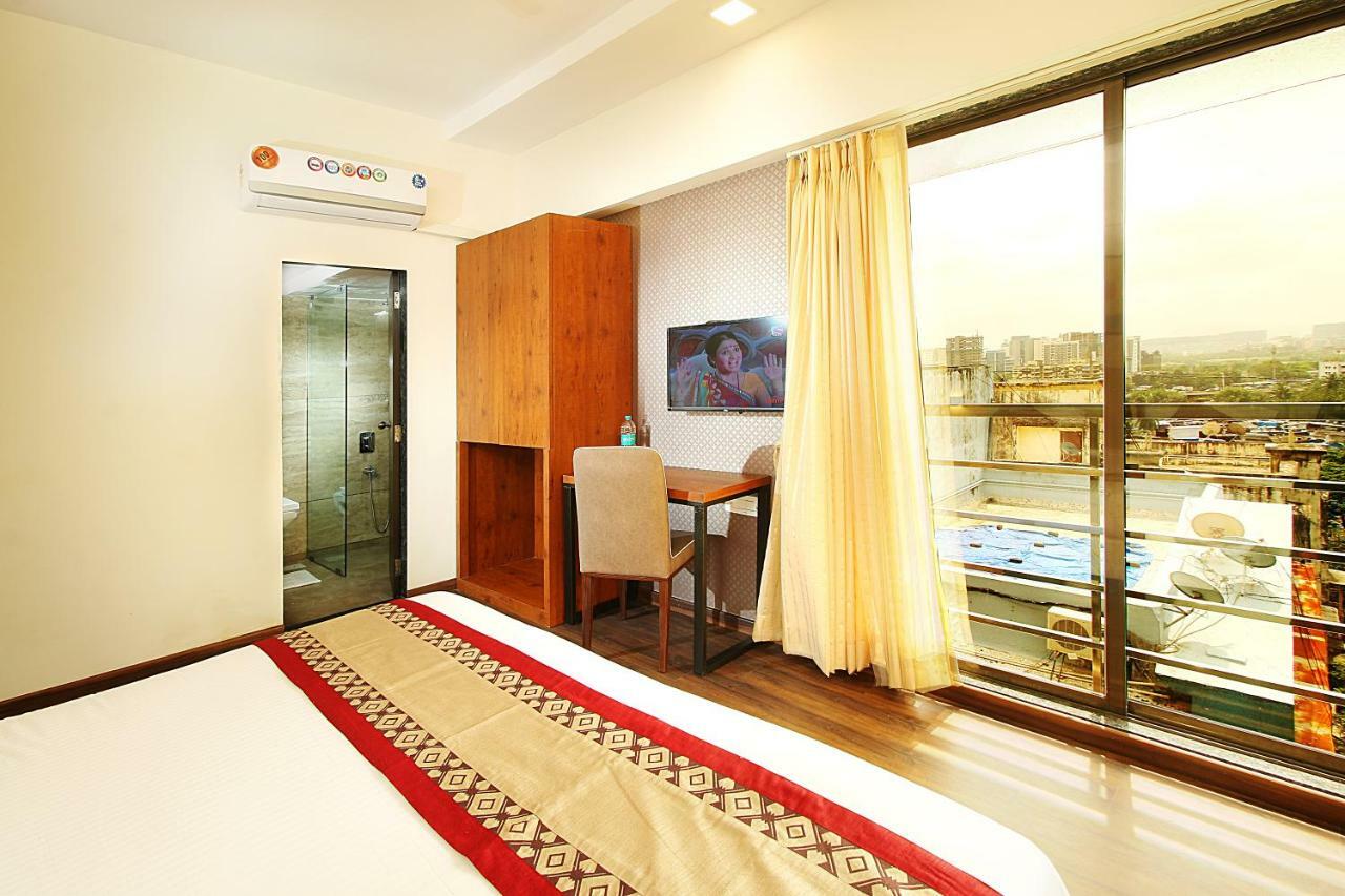 Mumbai House Luxury Apartments Santacruz East, 뭄바이 외부 사진